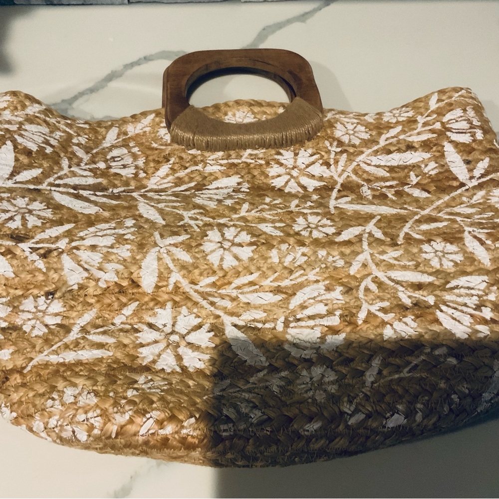 Chic Straw Floral Tote with Wooden Handles